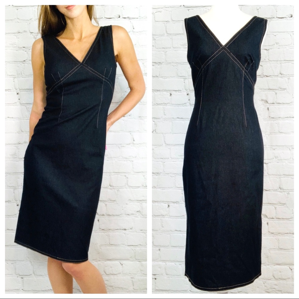 Modern Structured Jean Dress 💕 NWOT